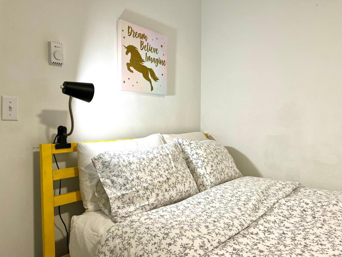 Micro Studio Apartment 10 Minutes Walk To University Of Washington Seattle Exterior foto